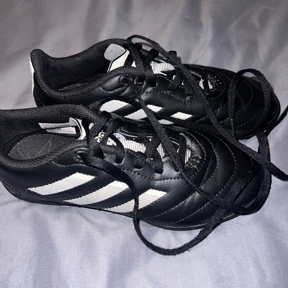 Adidas Classic Black and White turf Cleats youth 2.5